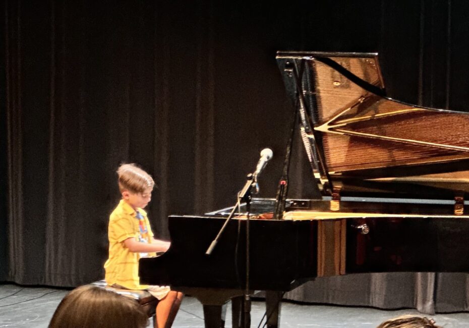 20240526_000740113_iOS